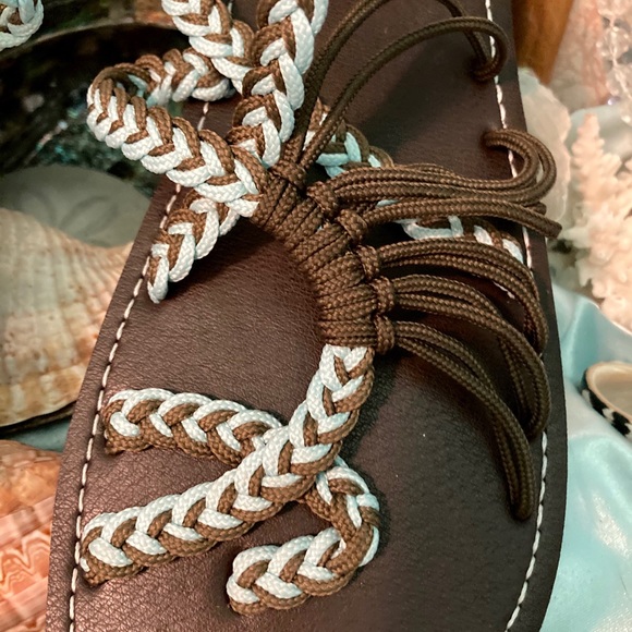 Women’s Everelax  Brown & Blue  Braided Sandals - Picture 3 of 7